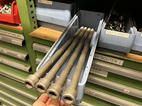 Grote partij metrische zeskantbouten - afbeelding 125 van  232