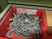 Grote partij metrische zeskantbouten - afbeelding 168 van  232