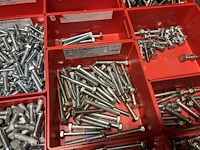 Grote partij metrische zeskantbouten - afbeelding 188 van  232