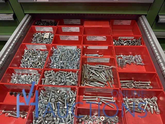 Grote partij metrische zeskantbouten - afbeelding 222 van  232