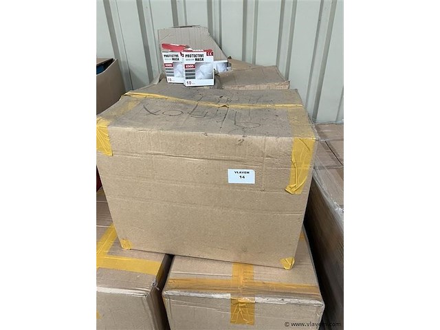 Grote partij mondmaskers - afbeelding 2 van  2