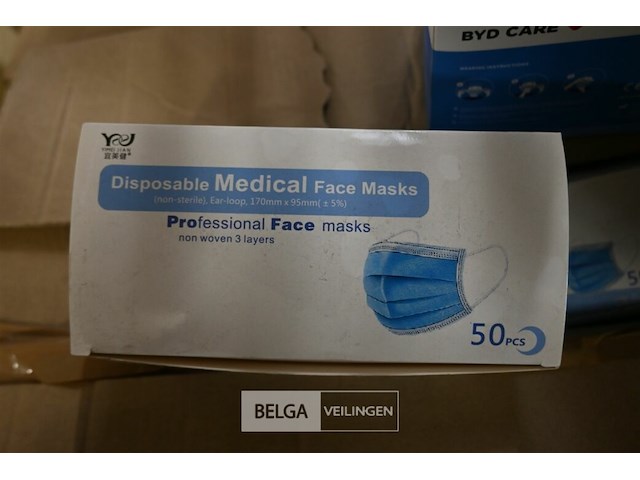 Grote partij mondmaskers - afbeelding 2 van  6