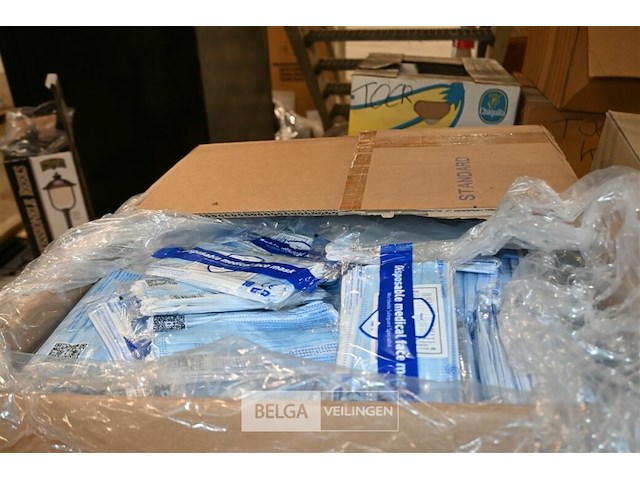 Grote partij mondmaskers - afbeelding 5 van  6