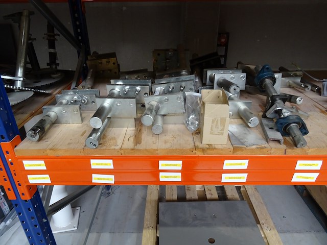 Grote partij montage onderdelen slagbomen - afbeelding 3 van  35