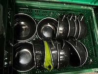 Grote partij mosselkommen en deksels - afbeelding 8 van  8