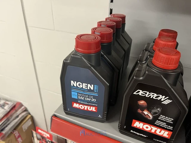 Grote partij motul winkelinrichting en onderhoudsproducten - afbeelding 20 van  20