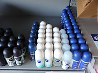 Grote partij nivea (plm 90) - afbeelding 5 van  6