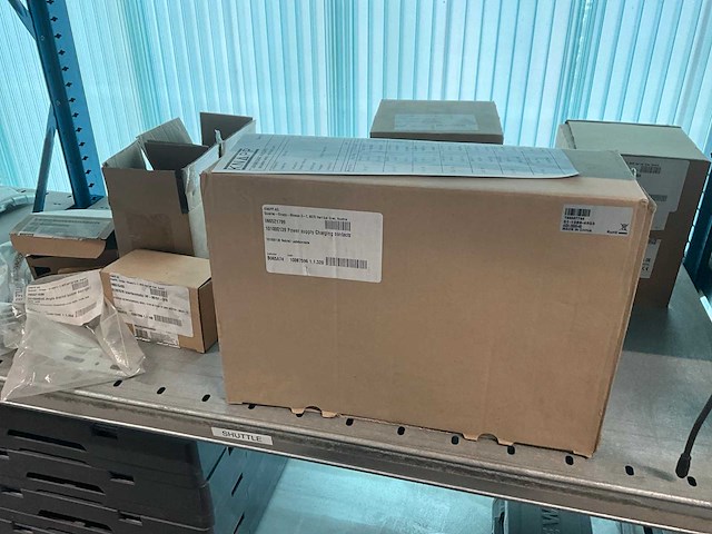 Grote partij onderdelen knapp - afbeelding 13 van  36