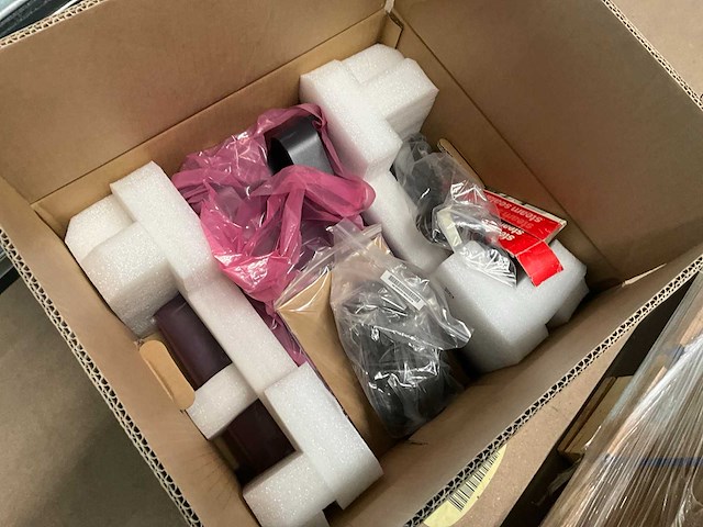 Grote partij onderdelen knapp - afbeelding 36 van  36