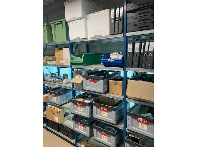 Grote partij onderdelen knapp - afbeelding 20 van  36