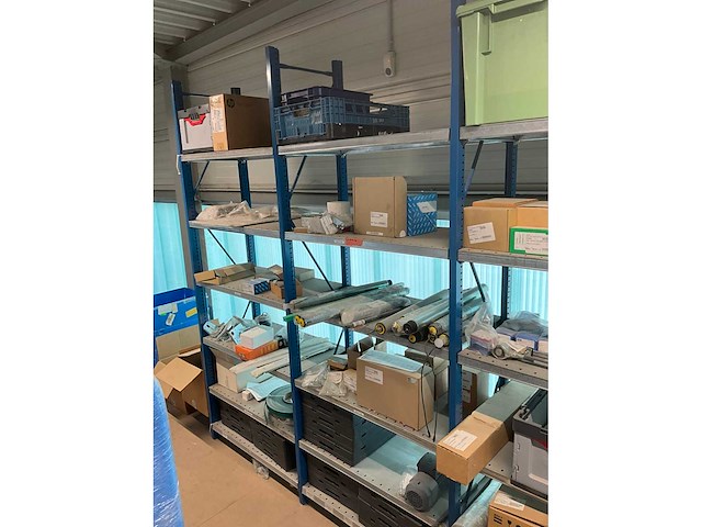 Grote partij onderdelen knapp - afbeelding 27 van  36