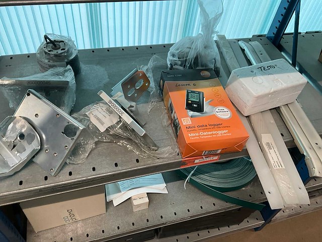 Grote partij onderdelen knapp - afbeelding 33 van  36