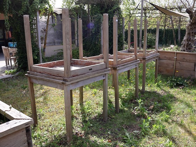 Grote partij outdoor tafels en stoelen - afbeelding 9 van  10