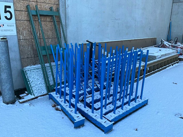 Grote partij pallet en draagarmstelling onderdelen - afbeelding 9 van  14