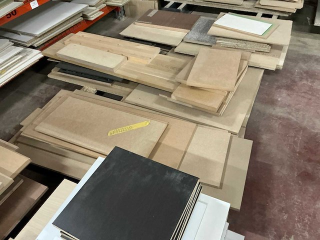 Grote partij plaatmateriaal en restanten - afbeelding 11 van  26