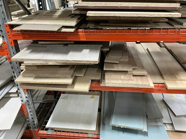 Grote partij plaatmateriaal en restanten - afbeelding 5 van  26