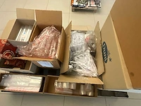 Grote partij plastic cateringbenodigdheden - afbeelding 4 van  6