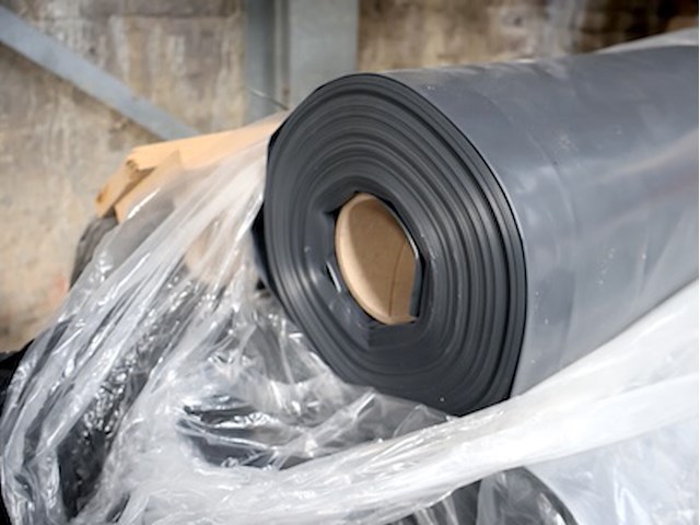 Grote partij plastiek - afbeelding 4 van  5