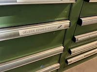 Grote partij pneumatische cilinders en toebehoren - afbeelding 56 van  204