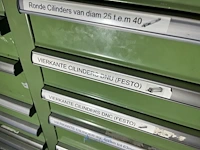 Grote partij pneumatische cilinders en toebehoren - afbeelding 159 van  204