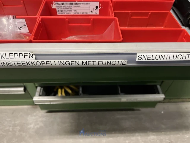 Grote partij pneumatische koppelingen, slangen en armaturen - afbeelding 11 van  191
