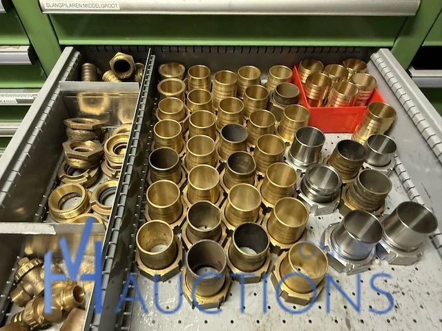 Grote partij pneumatische koppelingen, slangen en armaturen - afbeelding 13 van  191