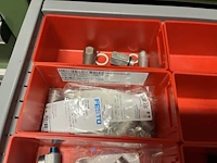 Grote partij pneumatische koppelingen, slangen en armaturen - afbeelding 27 van  191