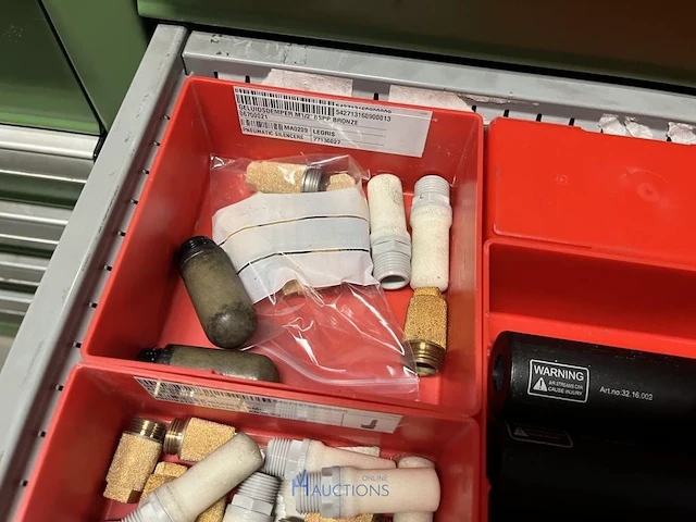 Grote partij pneumatische koppelingen, slangen en armaturen - afbeelding 32 van  191