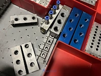 Grote partij pneumatische koppelingen, slangen en armaturen - afbeelding 77 van  191