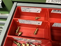 Grote partij pneumatische koppelingen, slangen en armaturen - afbeelding 106 van  191