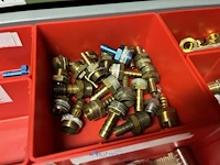 Grote partij pneumatische koppelingen, slangen en armaturen - afbeelding 116 van  191