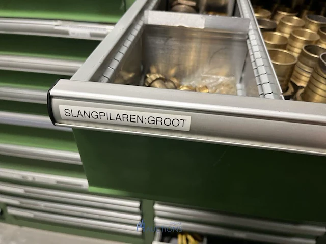 Grote partij pneumatische koppelingen, slangen en armaturen - afbeelding 139 van  191