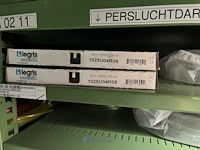 Grote partij pneumatische ventielen en ventieleilanden - afbeelding 104 van  193