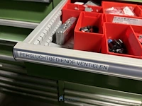 Grote partij pneumatische ventielen en ventieleilanden - afbeelding 152 van  193