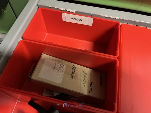 Grote partij pneumatische ventielen en ventieleilanden - afbeelding 155 van  193