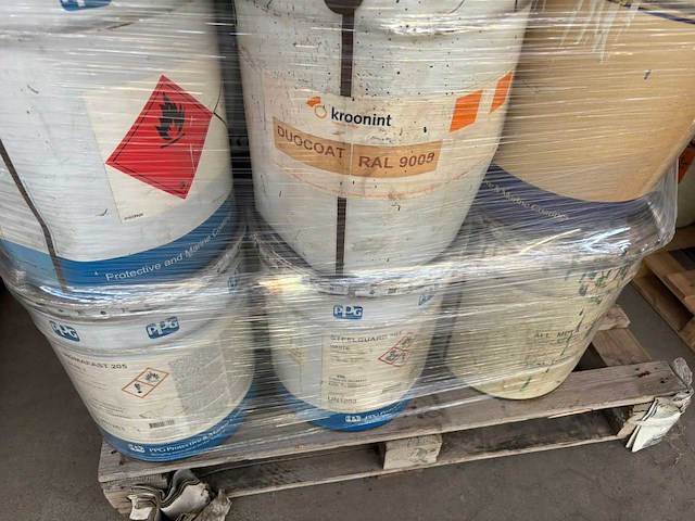 Grote partij professionele verf, coatings & vloeistoffen – ca. 10 pallets - afbeelding 10 van  29