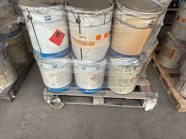 Grote partij professionele verf, coatings & vloeistoffen – ca. 10 pallets - afbeelding 11 van  29
