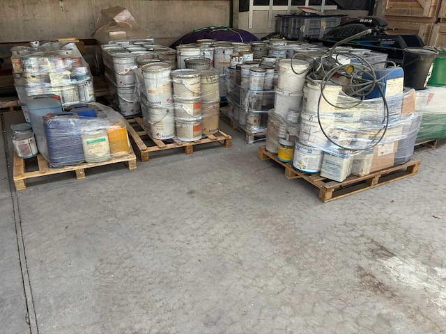 Grote partij professionele verf, coatings & vloeistoffen – ca. 10 pallets - afbeelding 12 van  29