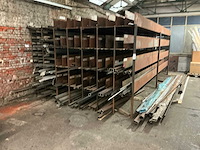 Grote partij profielstaal - afbeelding 2 van  9