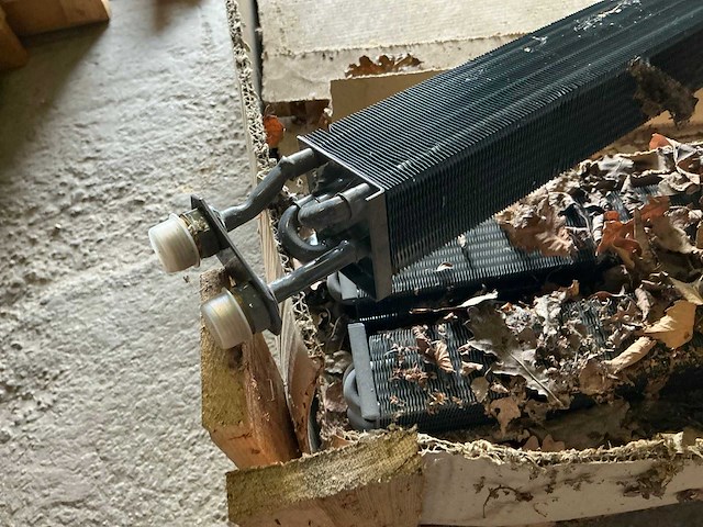 Grote partij radiatoren met koper vanbinnen - afbeelding 3 van  10