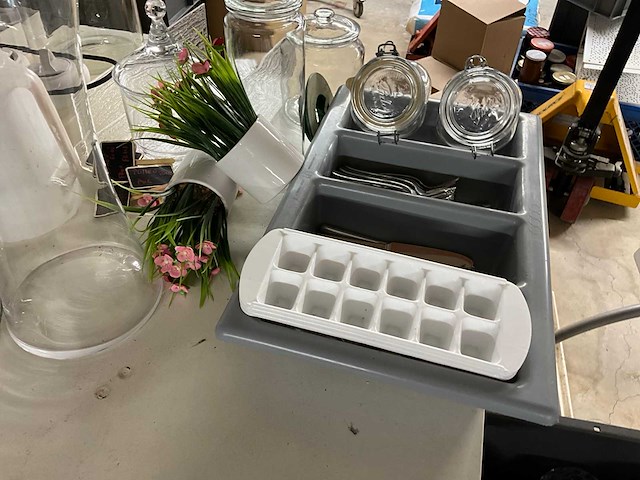 Grote partij restaurantbenodigdheden - afbeelding 10 van  11