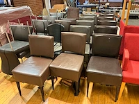 Grote partij restaurantstoelen - afbeelding 5 van  5