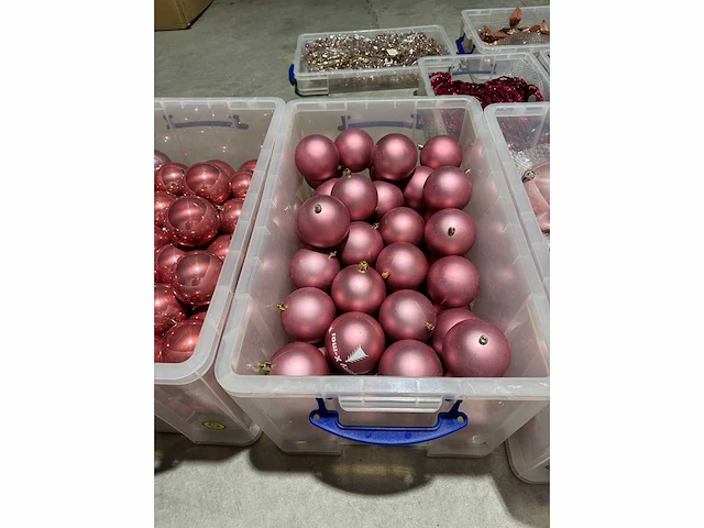 Grote partij roze en rode kerstdecoratie, diverse soorten - afbeelding 8 van  18