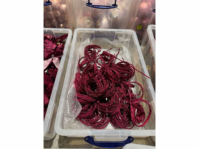 Grote partij roze en rode kerstdecoratie, diverse soorten - afbeelding 11 van  27