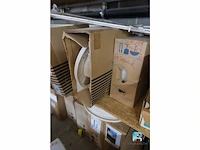 Grote partij sanitair en accessoires - afbeelding 9 van  21