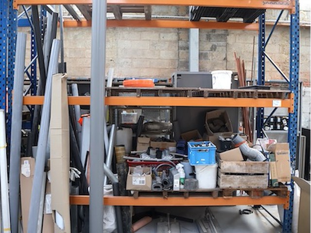 Grote partij sanitair - afbeelding 1 van  13