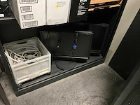 Grote partij schermen en it kabels en accessoires (eerste verdiep) - afbeelding 5 van  7