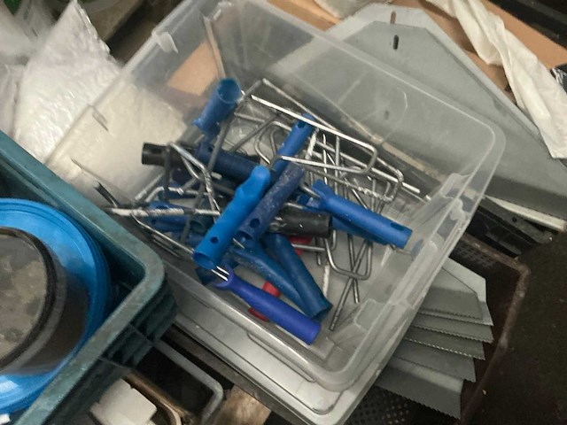 Grote partij schildersbenodigdheden - afbeelding 13 van  23