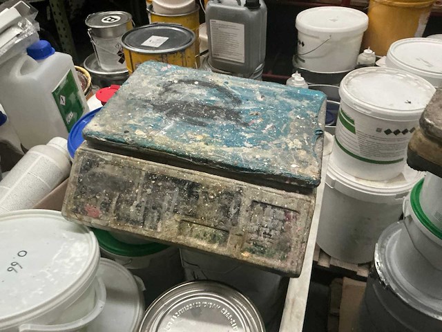 Grote partij schildersbenodigdheden - afbeelding 16 van  23