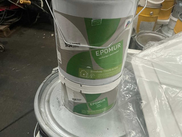 Grote partij schildersbenodigdheden - afbeelding 23 van  23